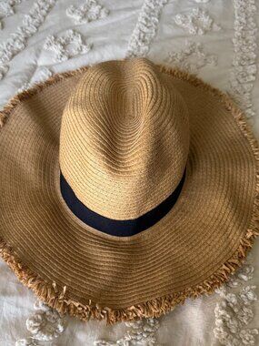 LOFT Outlet Wide Brim Straw Hat | Boho Beach Sun Hat | Neutral Tan Summer